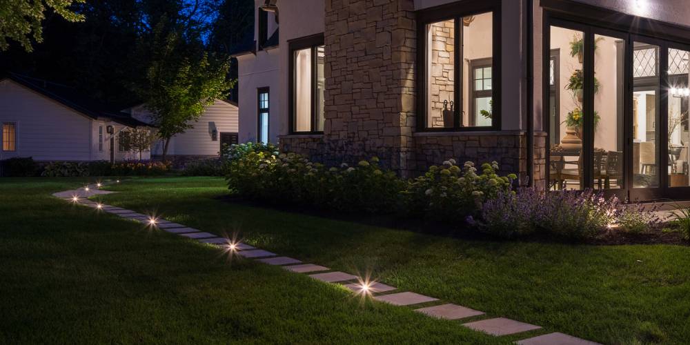 landscape lighting in pathway