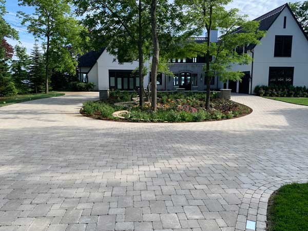 driveway pavers with inset lighting